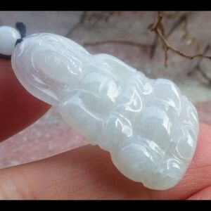 Elegant White Jade Pendant Necklace Kwan yin guanyin certificate